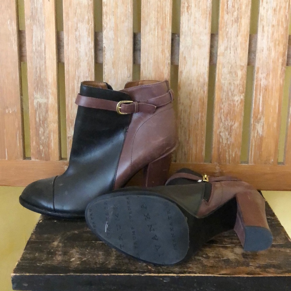 Leather 2 tone ankle booties